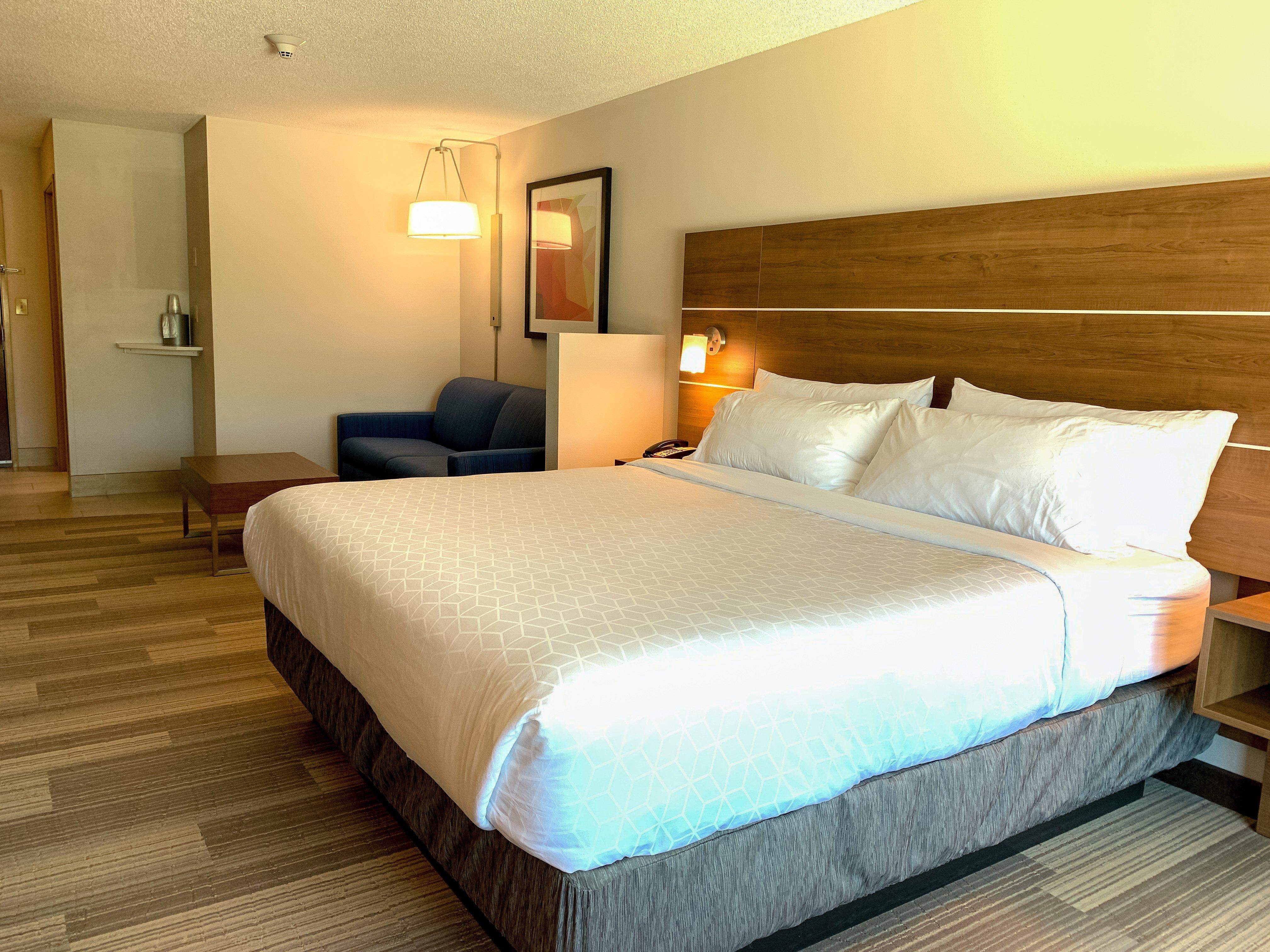 Express & Downtown Area-keeneland By Ihg Hotel 3*