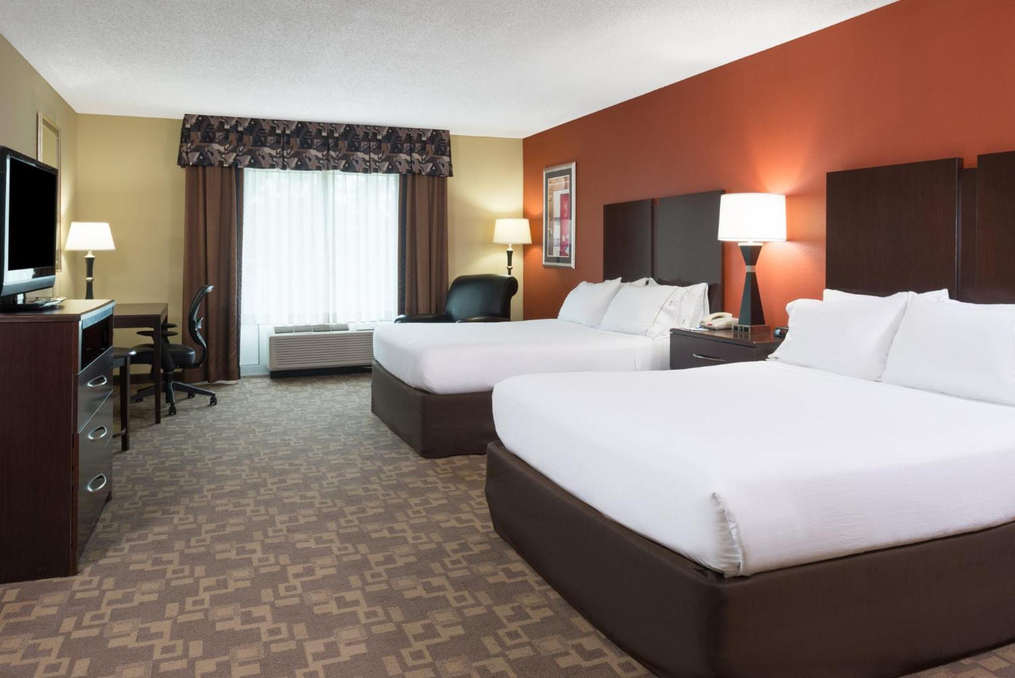Express & Downtown Area-keeneland By Ihg Hotel 3*