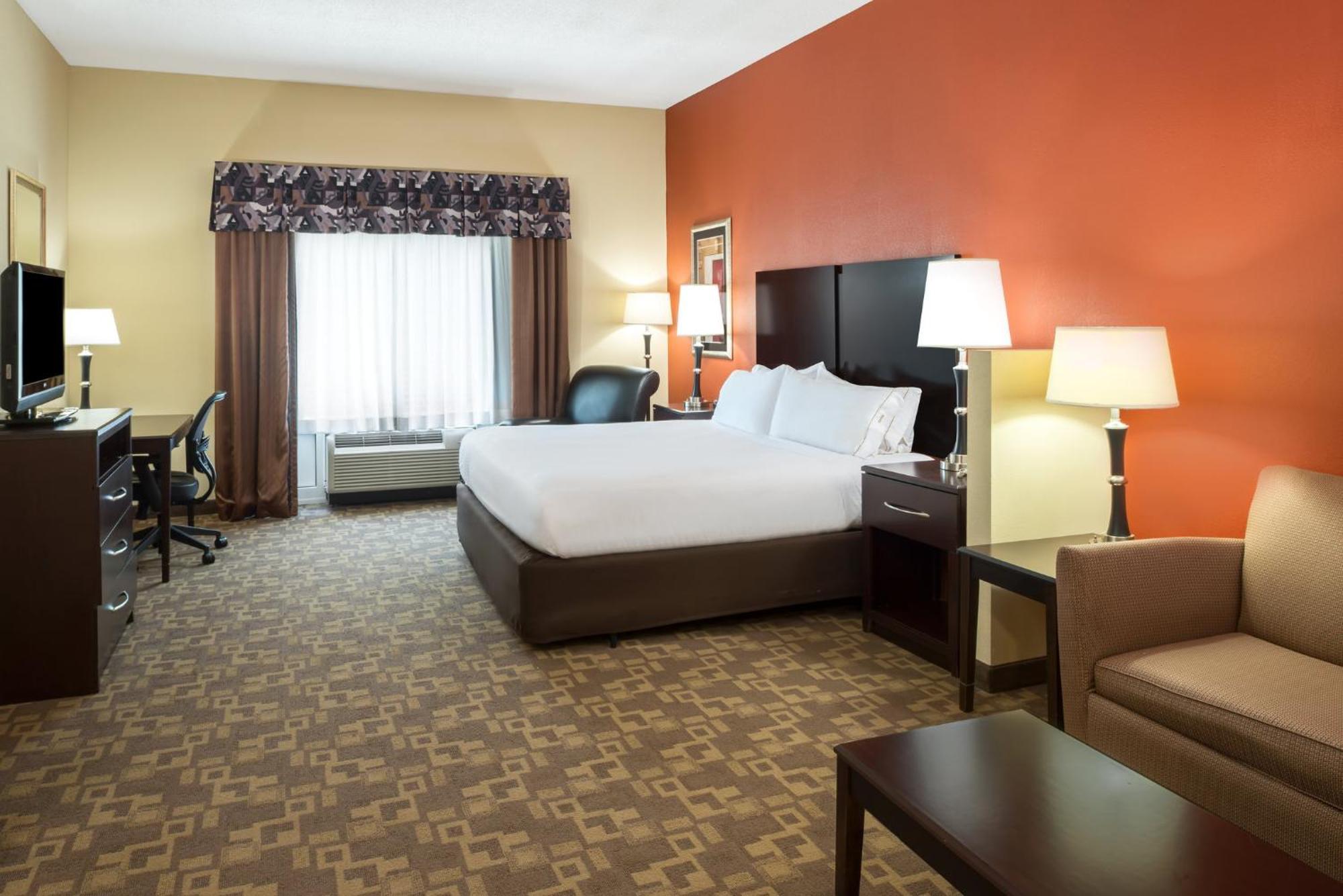 Express & Downtown Area-keeneland By Ihg Hotel