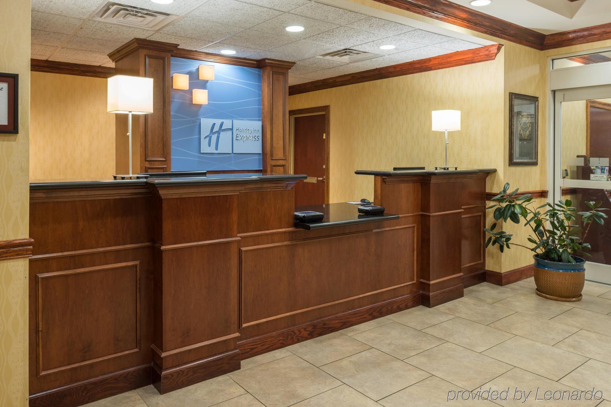 Express & Downtown Area-keeneland By Ihg